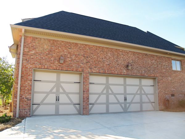 Cost of Garage Downspout Repair in Plant City